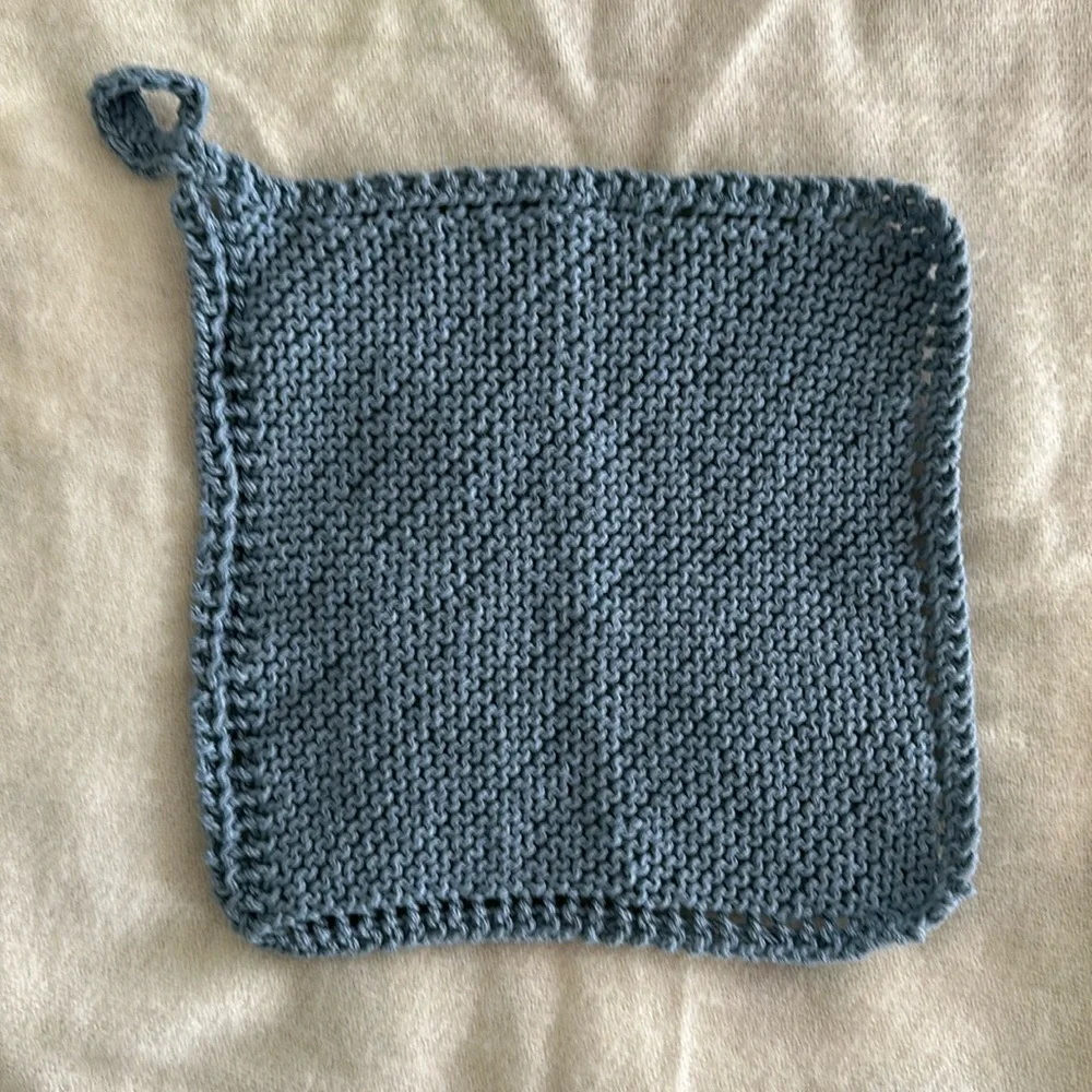 Hand-knit washcloths in light blue - Picture 1 of 2